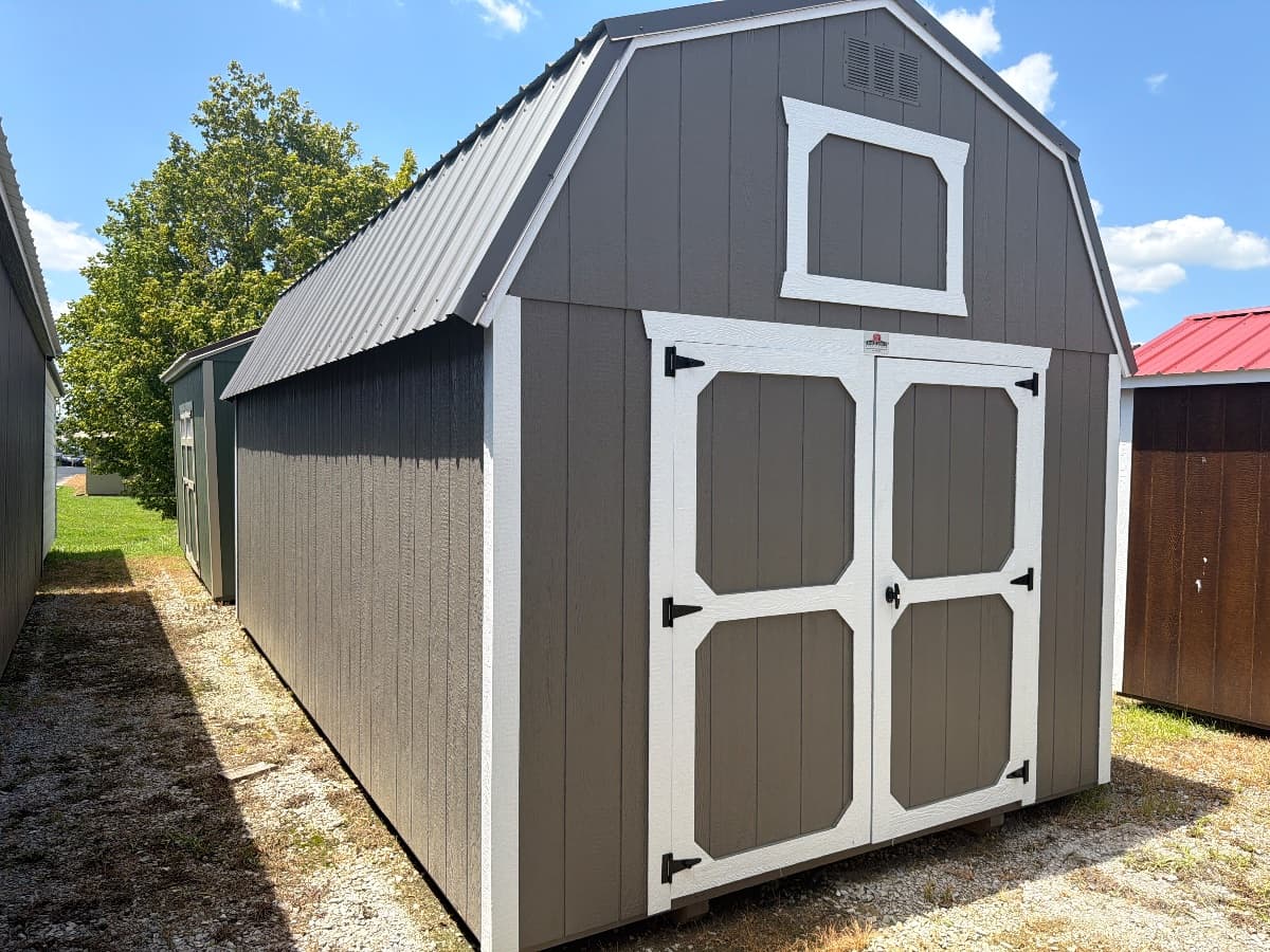 10x20 Lofted Barn — photo 1