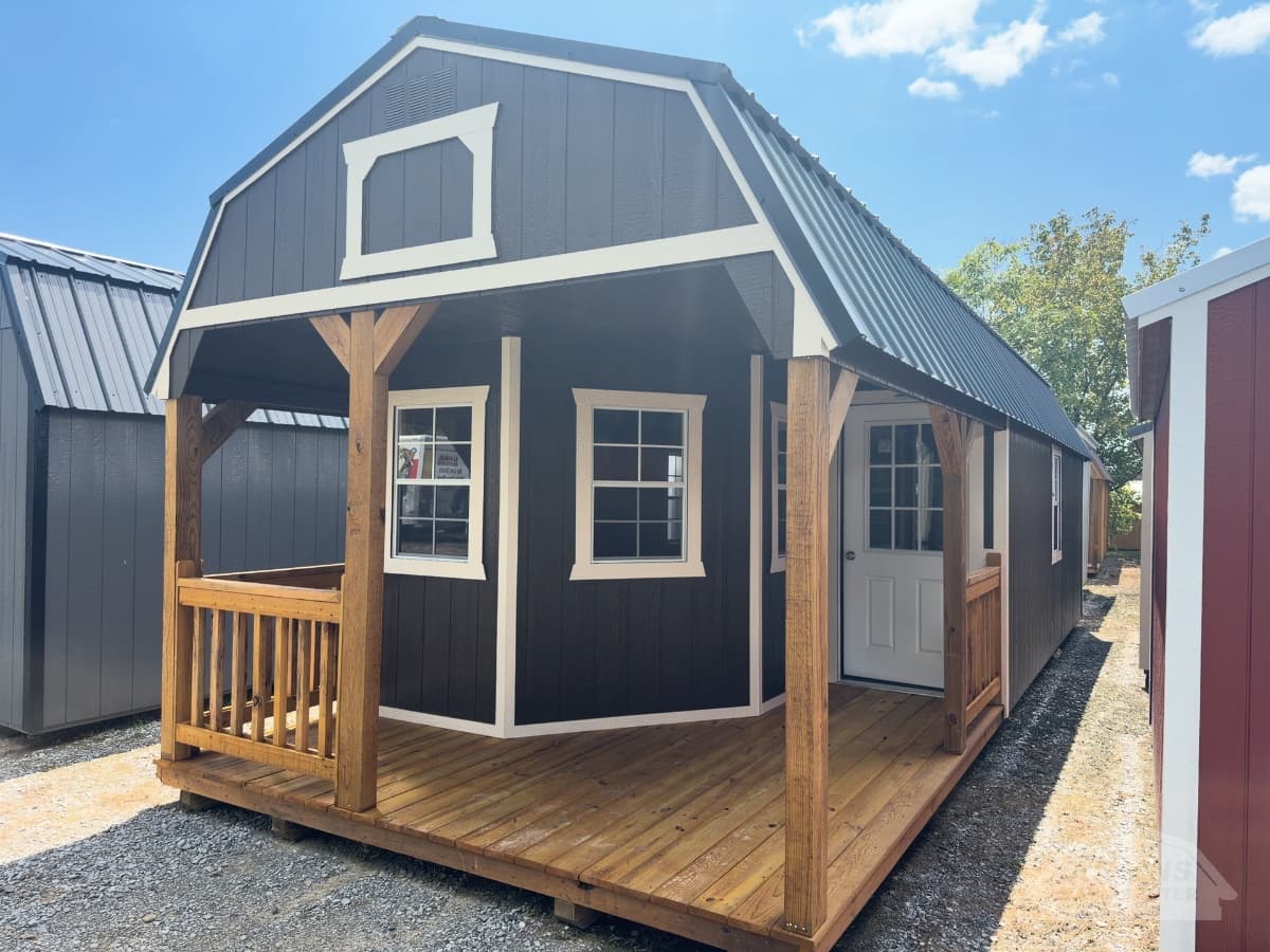 12x32 Deluxe Lofted Playhouse — photo 1