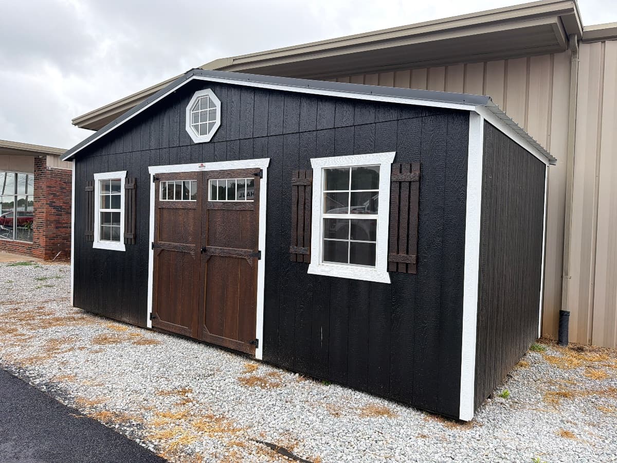 10x20 Backyard Outfitters — photo 3