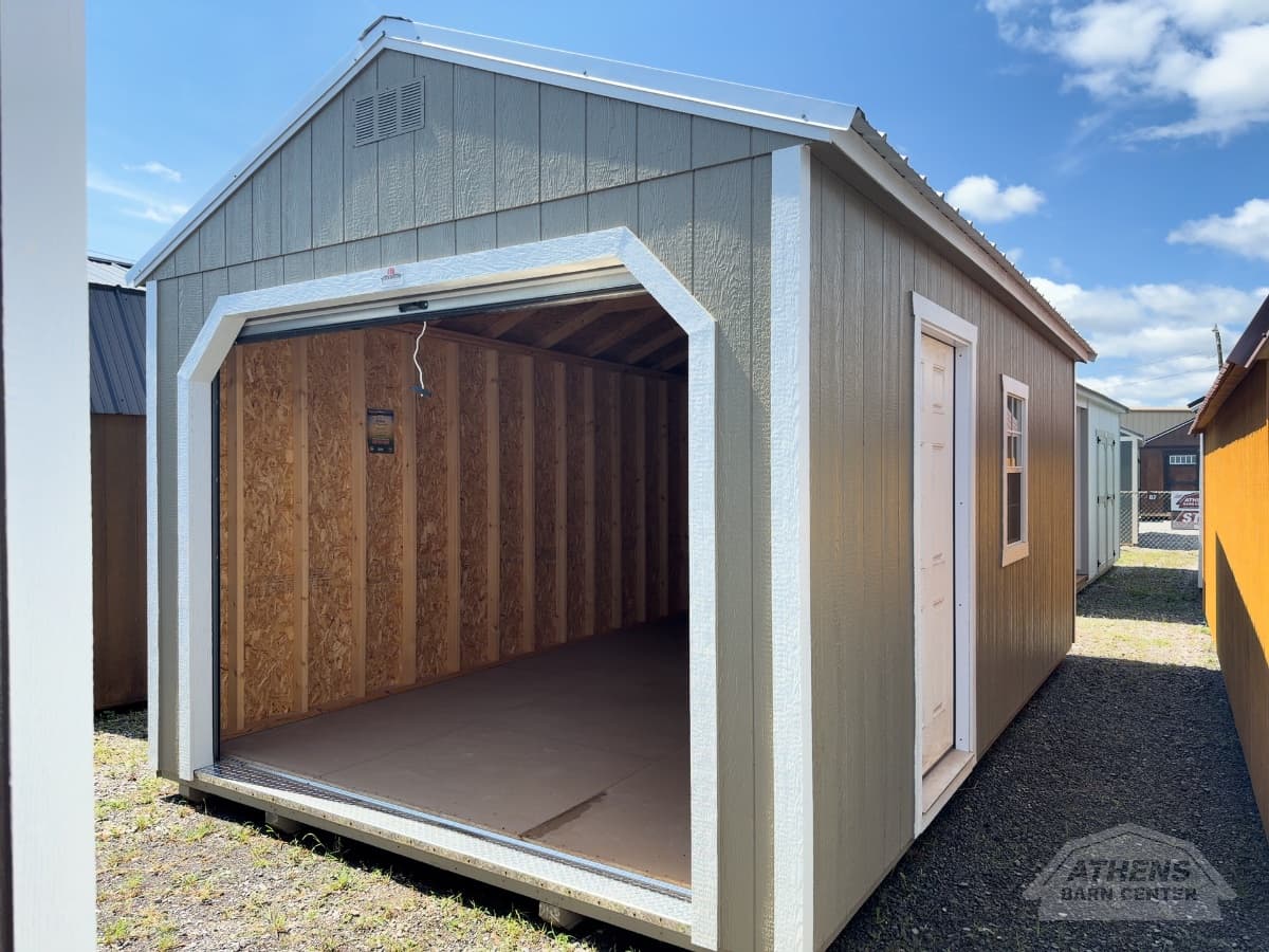 12x20 Garage — photo 1