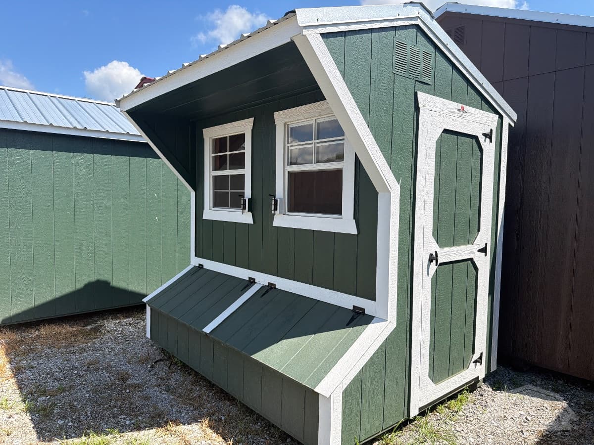 6x8 Backyard Outfitters — photo 1