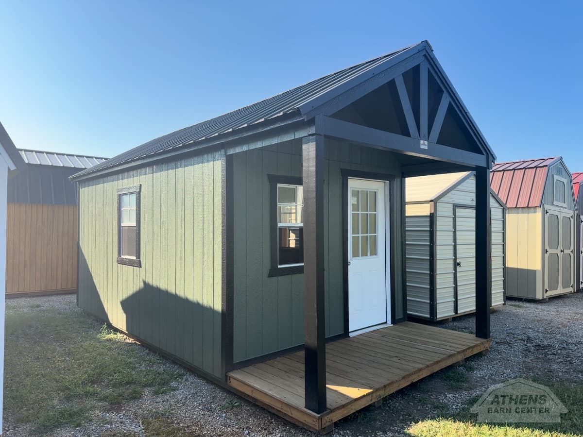 10x20 Painted Cabin / Playhouse